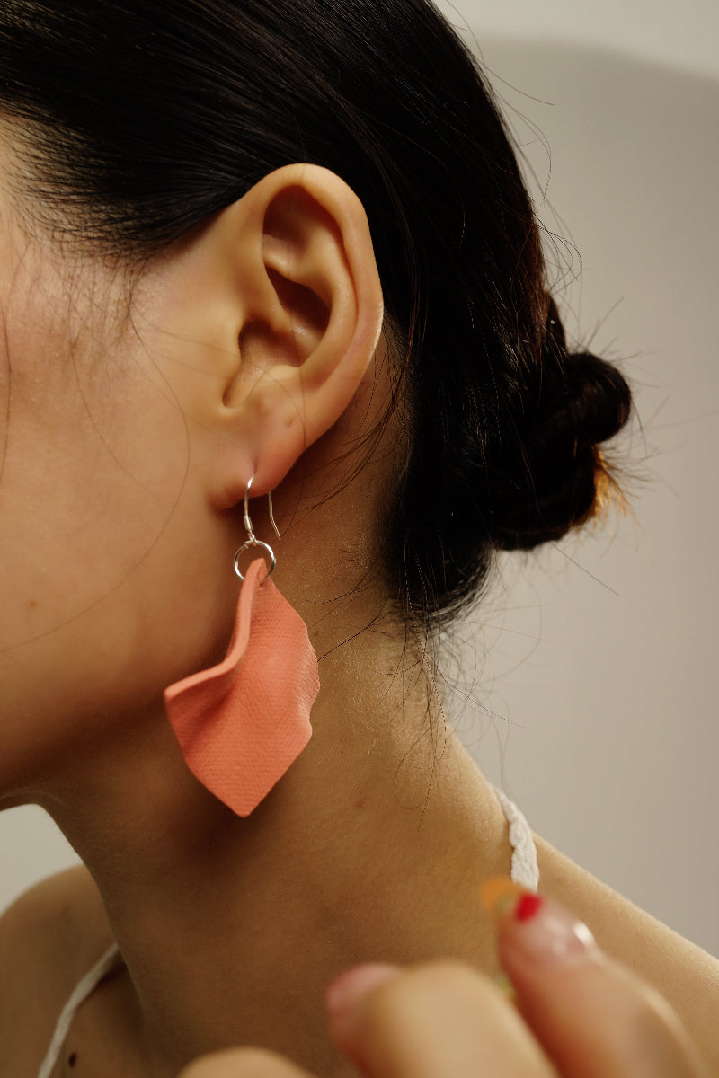 Curve Earrings - Orange