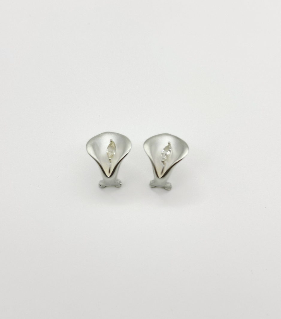 Fracture Floral Earrings