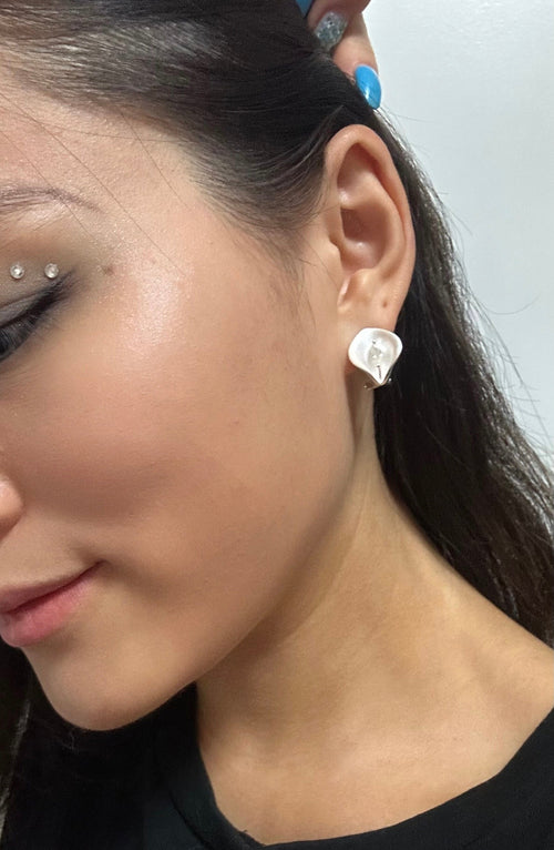 Fracture Floral Earrings