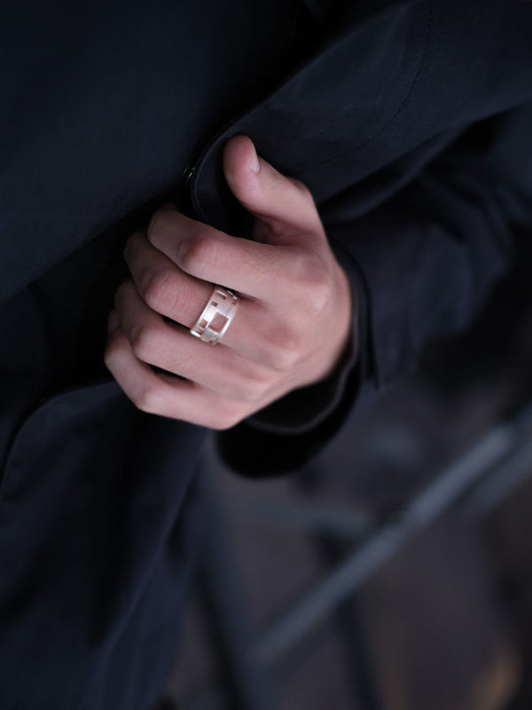 The Window Open Ring